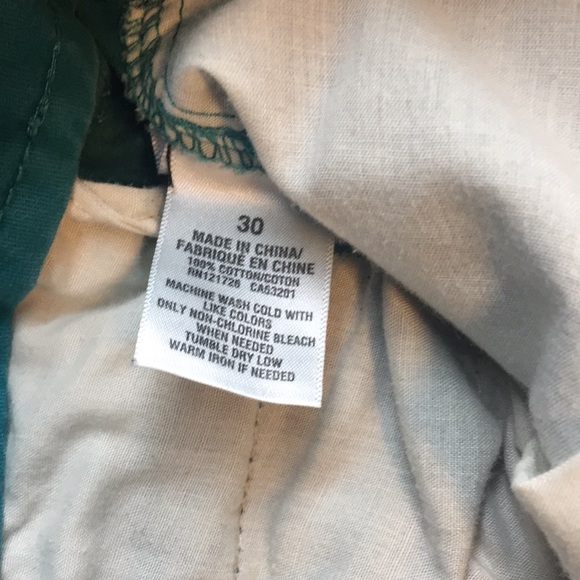 Green Aéropostale shorts - Picture 4 of 4